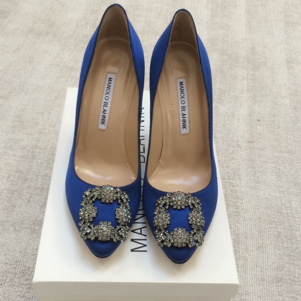 New blue Manolo Blahnik Hangisi pump, size 7 - Picture 3 of 8